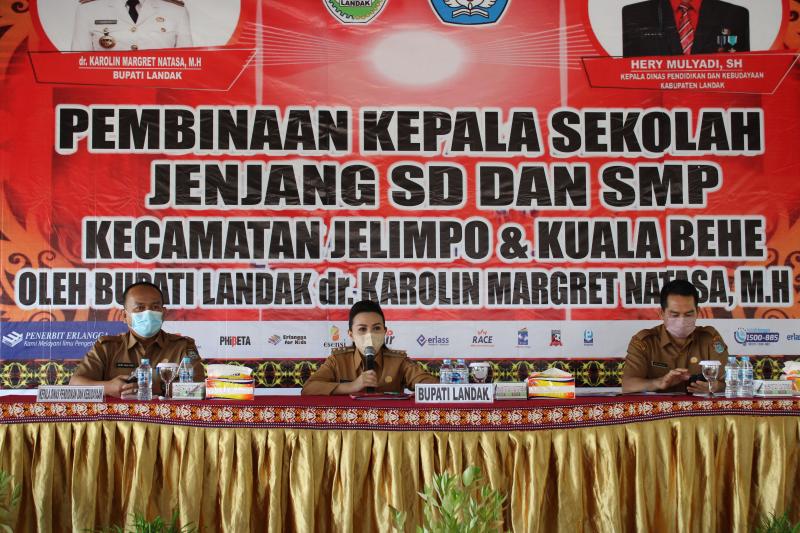 Pembinaan Kepala Sekolah Jenjang SD dan SMP kecamatan Jelimpo dan Kuala Behe. Bupati Landak: Buatlah Perubahan